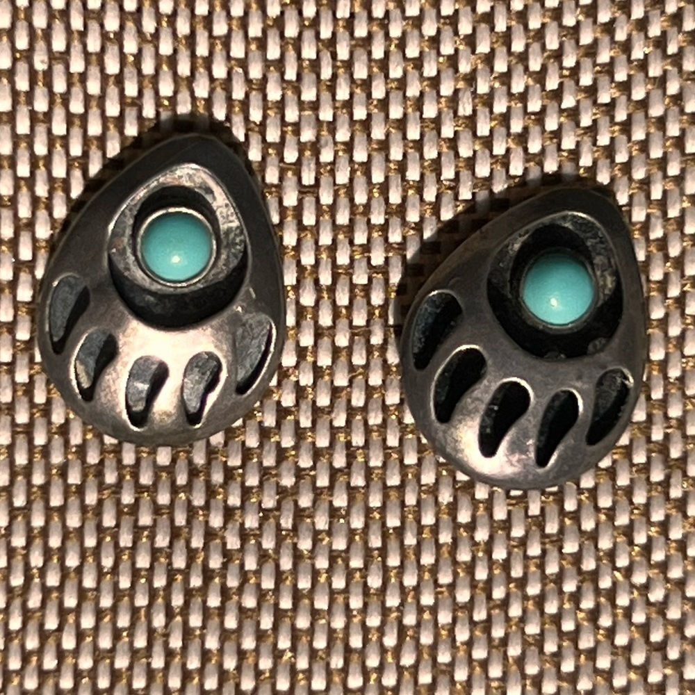 Turquoise Bear Paw Studs, Sterling Silver signed USA 925 earrings - Picture 5 of 7